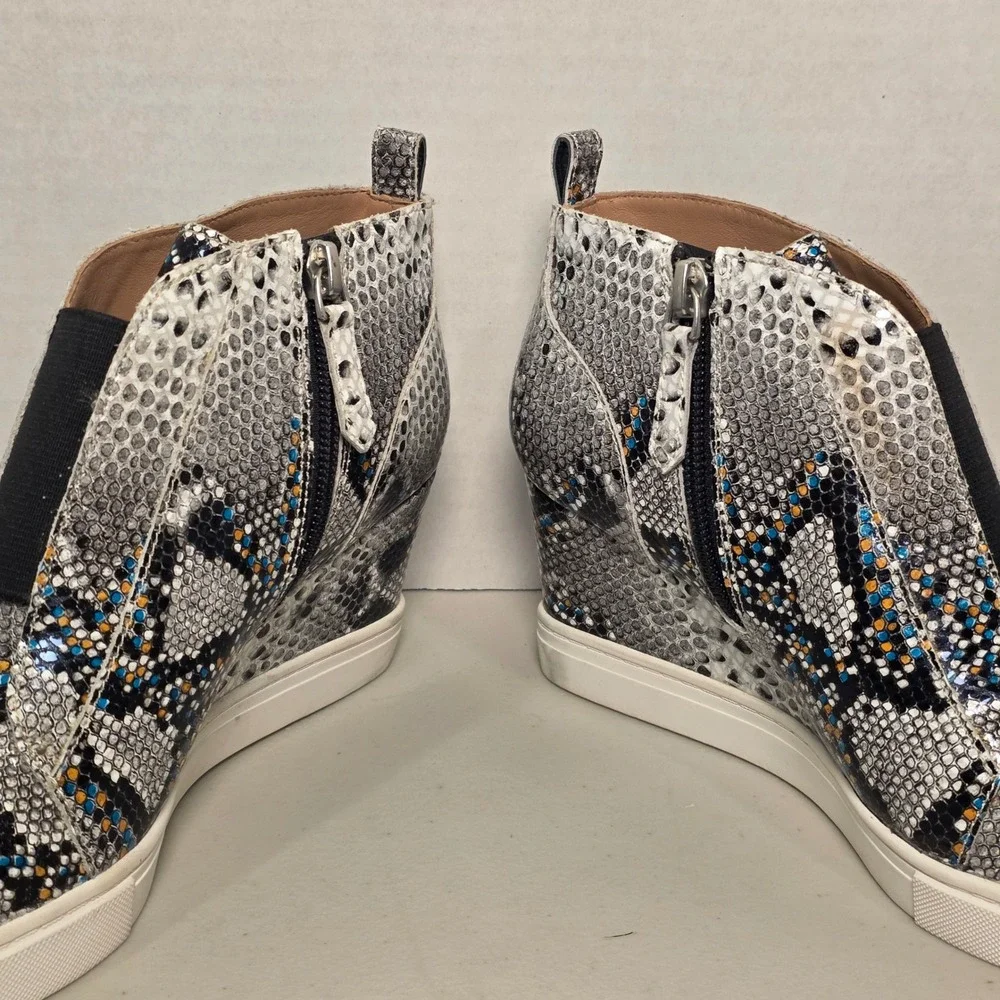 Linea Paolo‎ Women's 5.5M Grey Snakeskin Wedge Sneakers Side Zip High Top Boots
